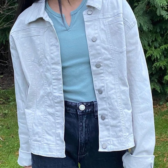 Tan Denim Jacket - Picture 1 of 3